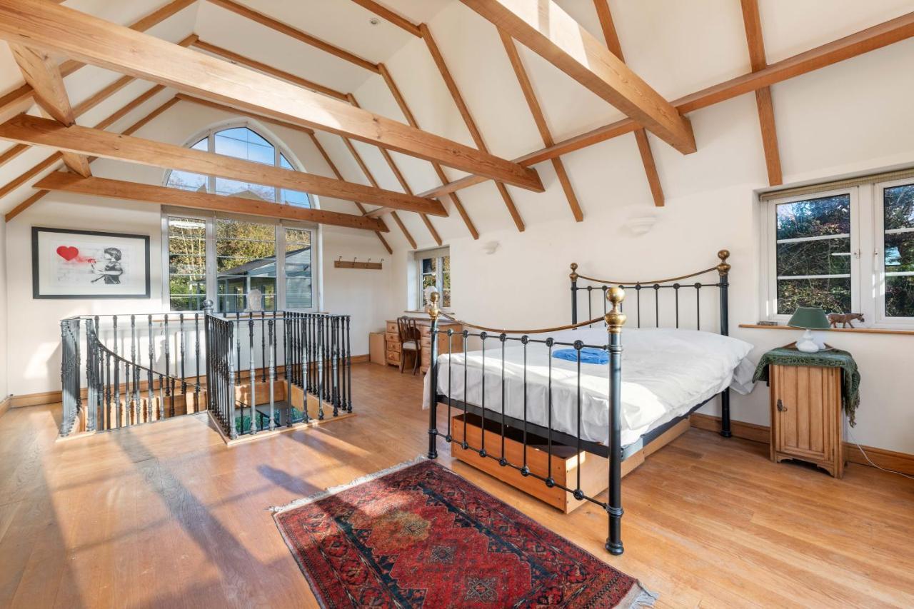 Country House With 7 Bedrooms And 3 Buildings 마켓레이슨 외부 사진